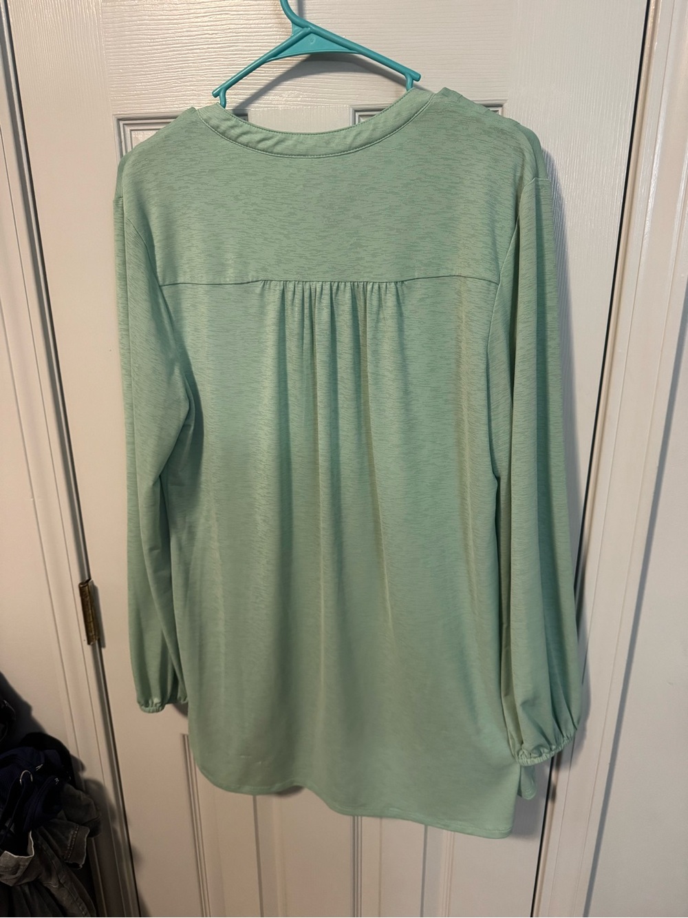 Wonderly Sage Green Long Sleeve Button-Front Tunic - Picture 4 of 4